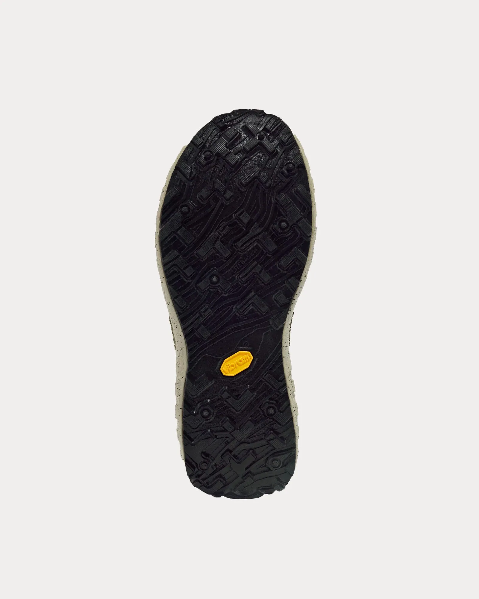 001 M RZ Edition Magma Running Shoes