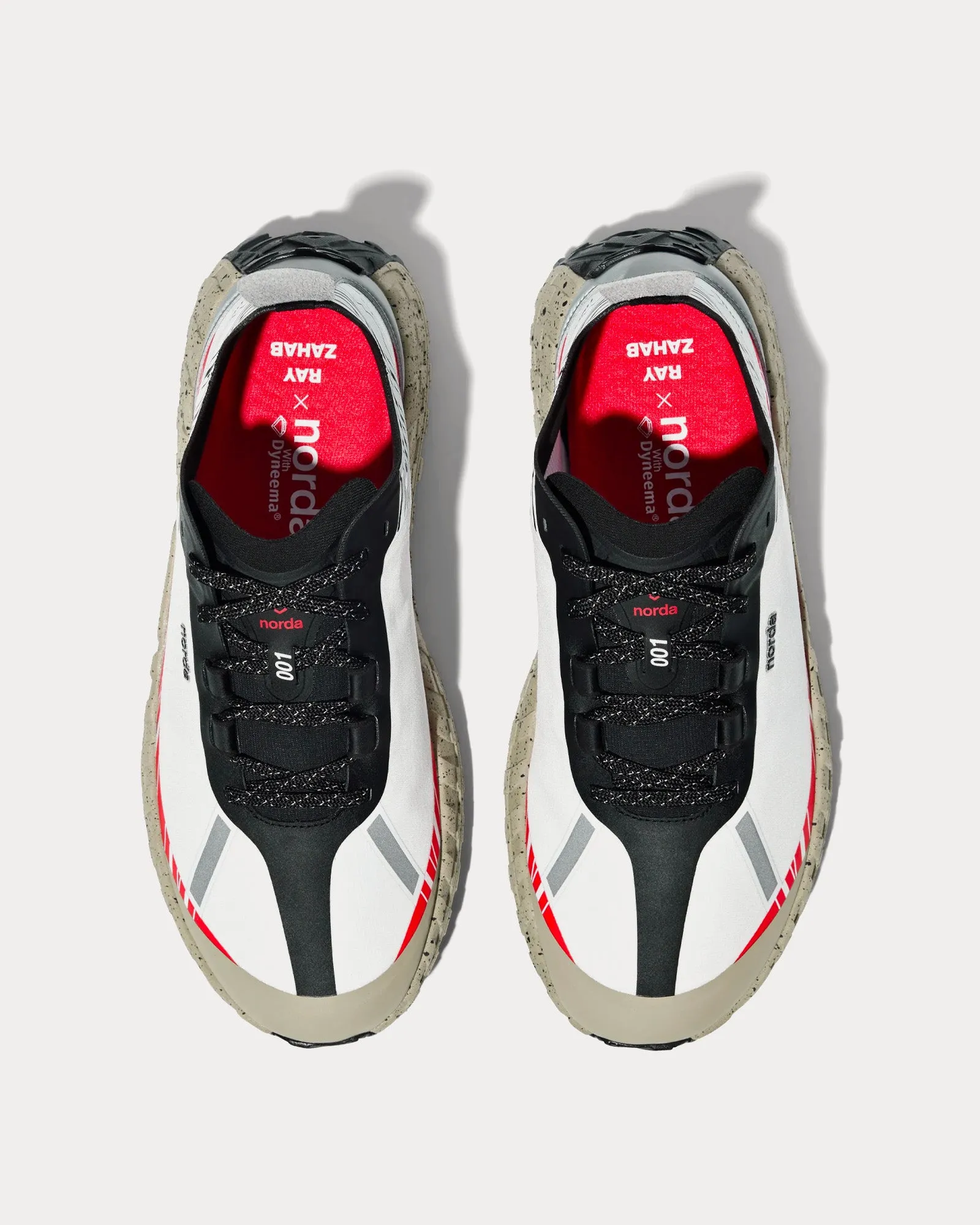 001 M RZ Edition Magma Running Shoes