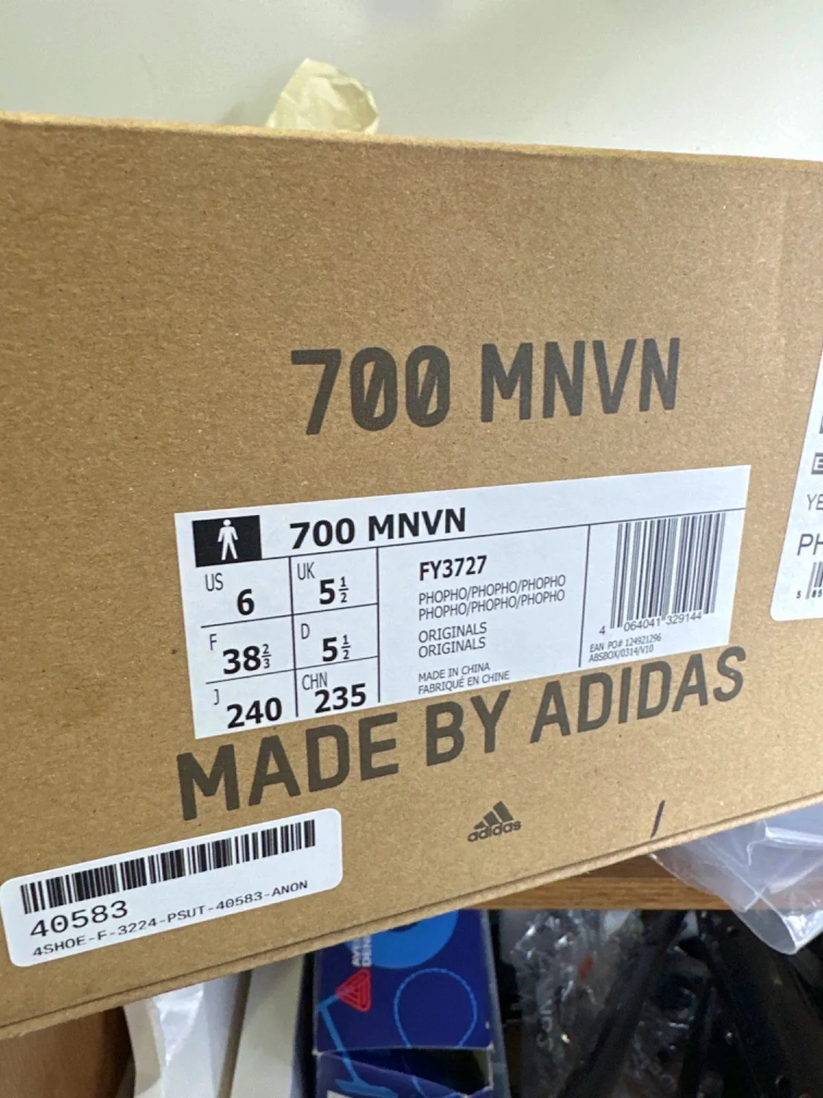 Adidas Black/Yellow FY3727 Yeezy 700 MNVN Trainers UK 5.5 EU 38.5 👟