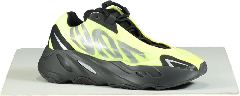 Adidas Black/Yellow FY3727 Yeezy 700 MNVN Trainers UK 5.5 EU 38.5 👟