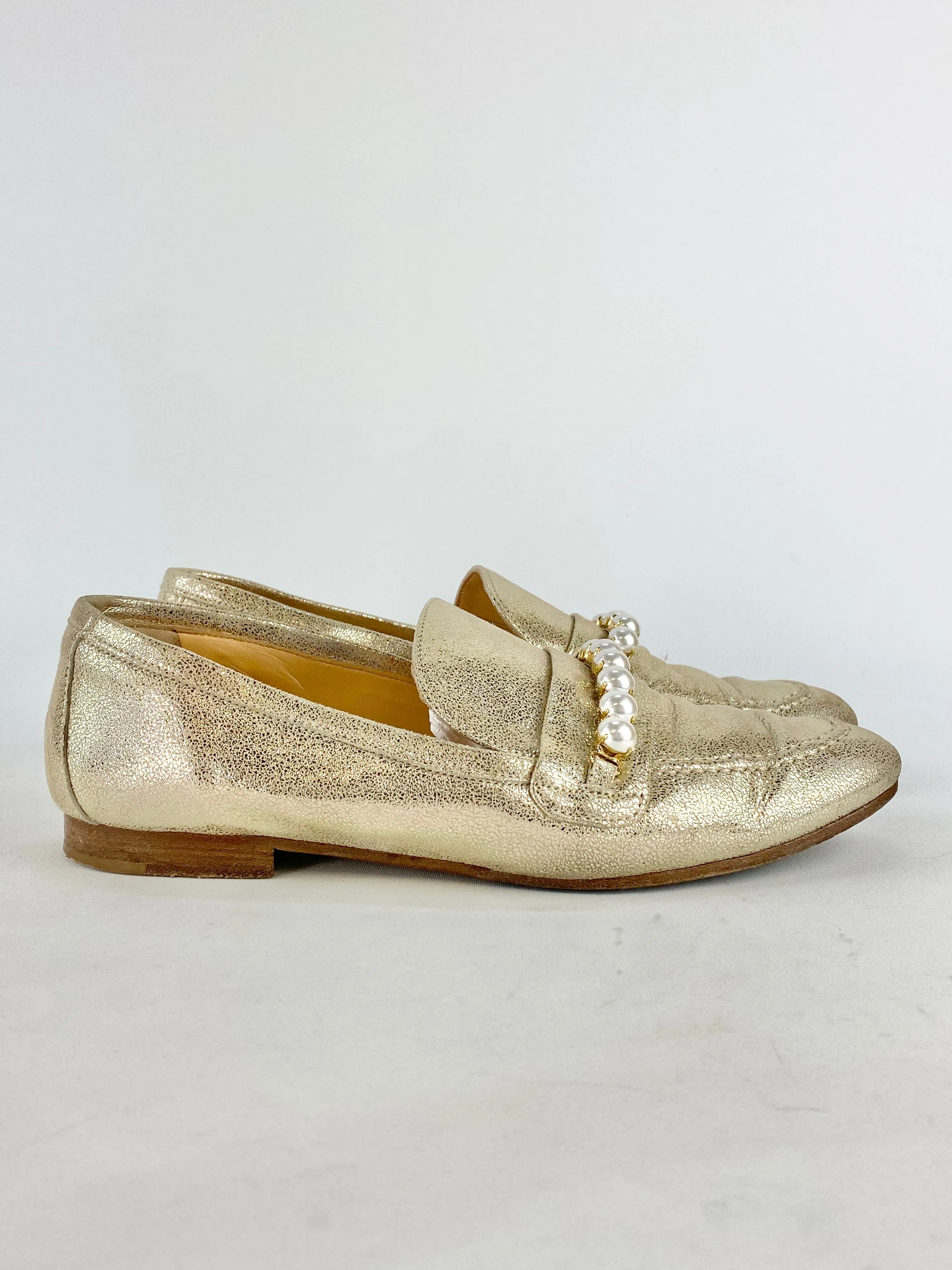 Bianca Buccheri Metallic Gold Pearl Detail Loafers - EU39