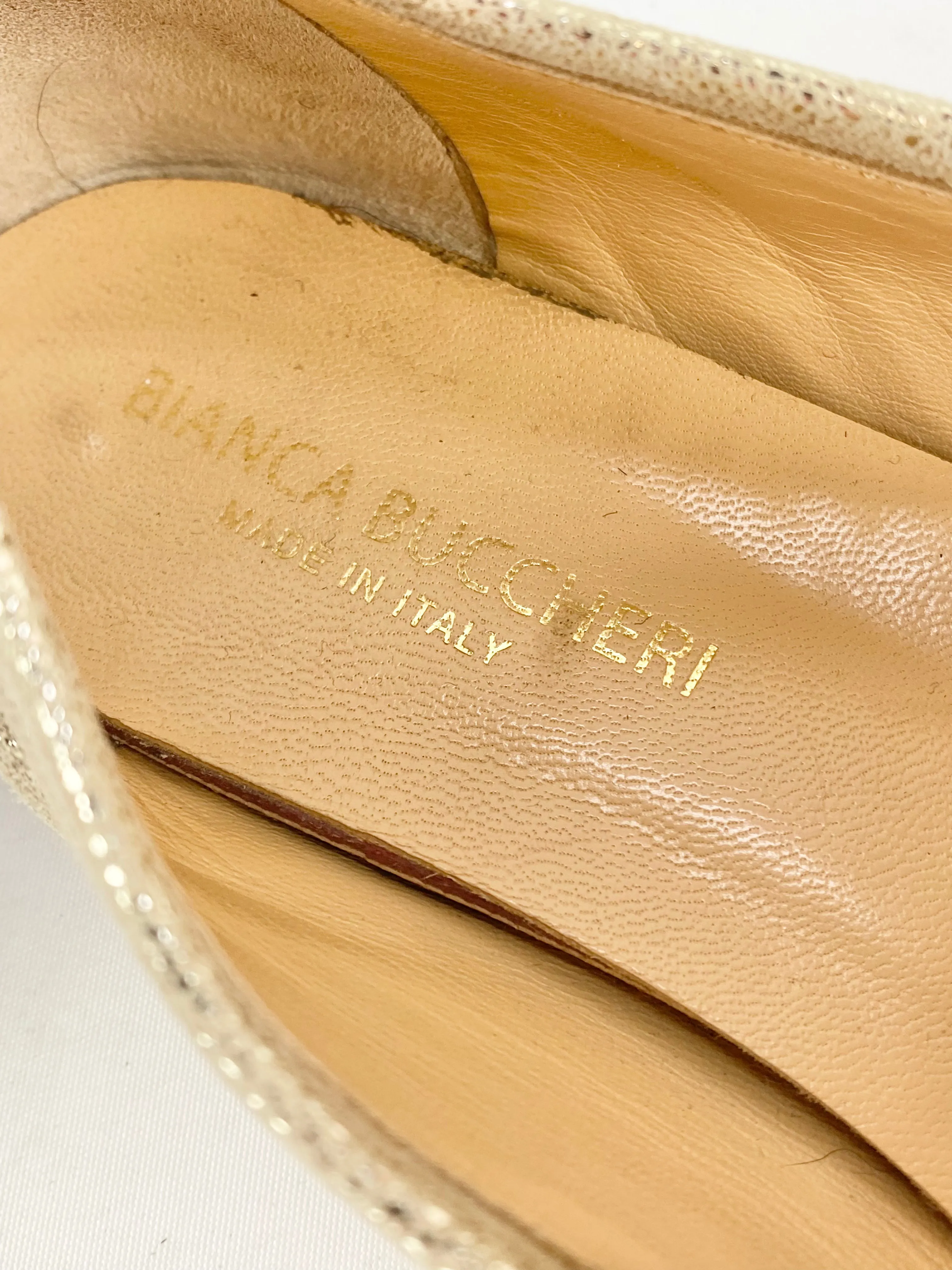 Bianca Buccheri Metallic Gold Pearl Detail Loafers - EU39