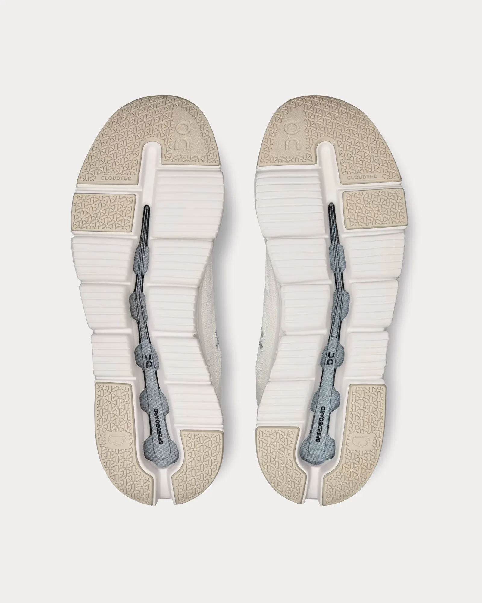 Cloudrift Undyed-White / Frost Running Shoes