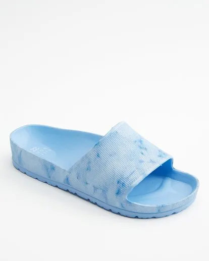 Izzie Slides