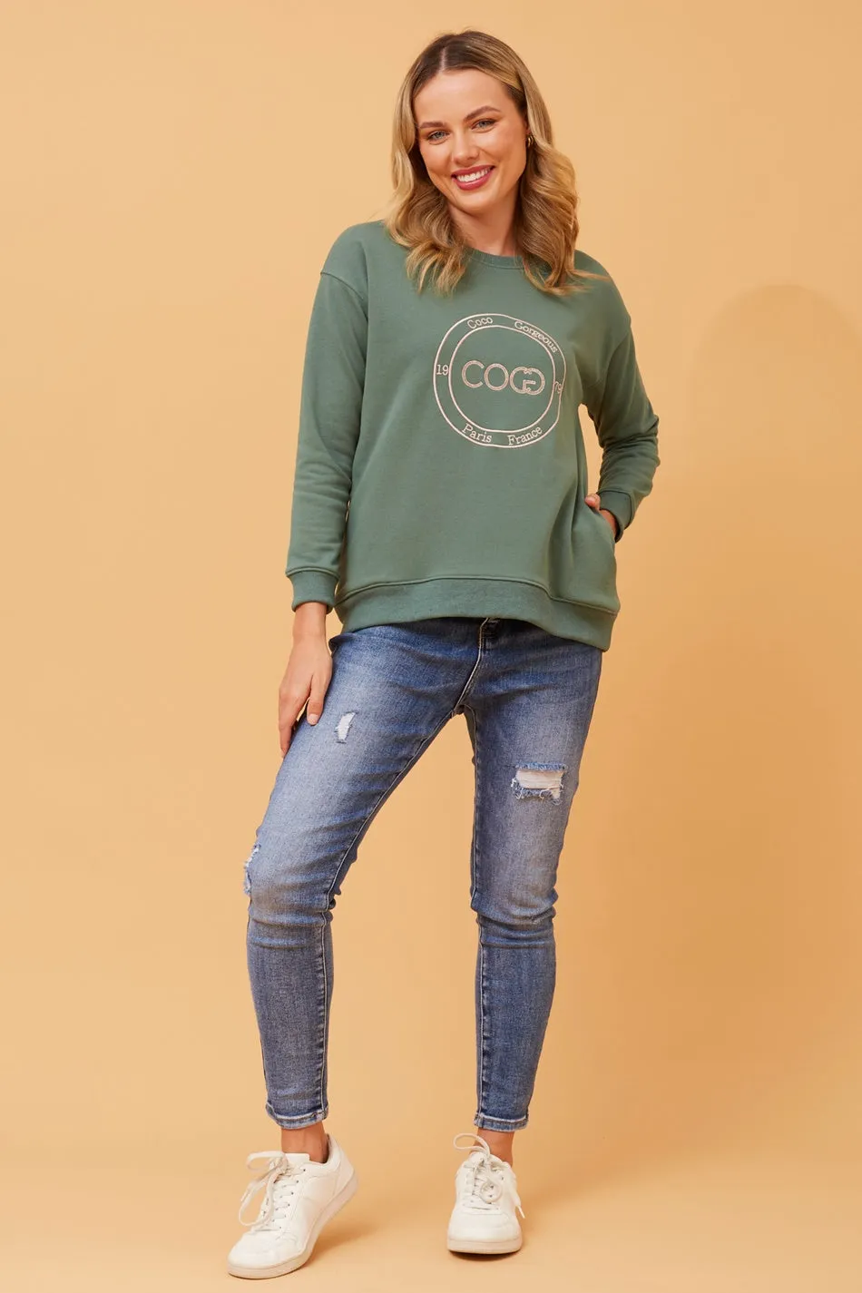 LOVELY EMBROIDERY GRAPHIC JUMPER
