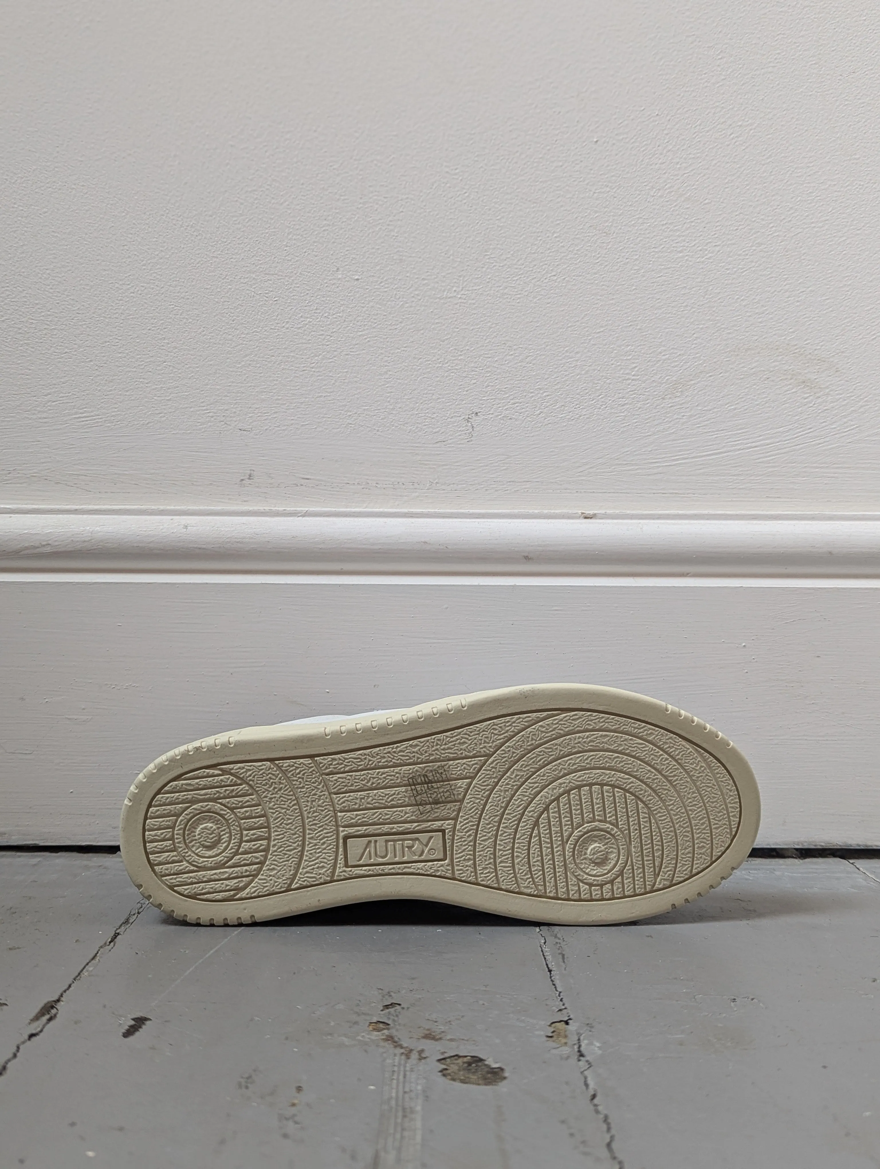 Medalist White Goatskin Leather Sneakers