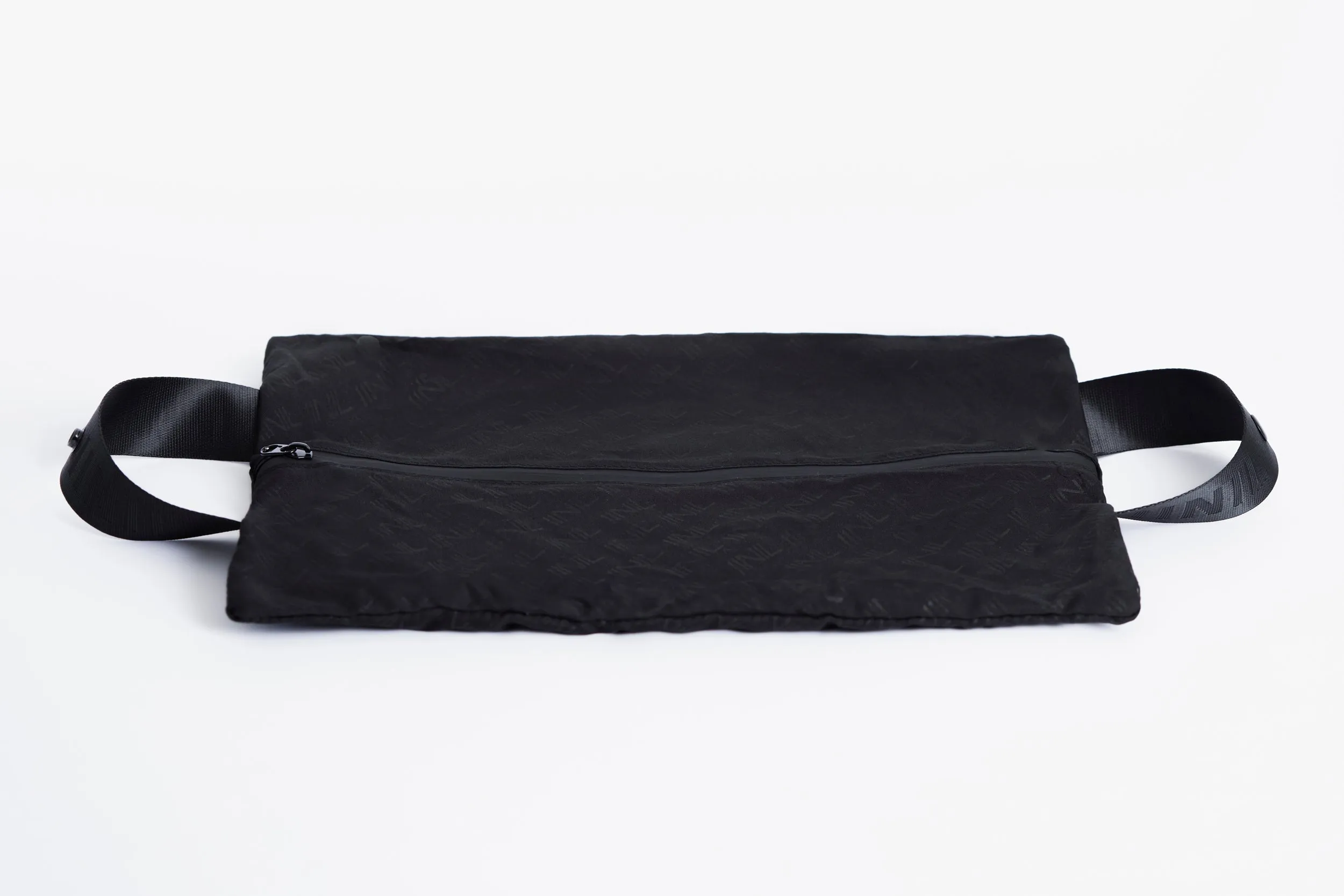 MINI NIL LAUNDRY   SNEAKER BAG - BLACK