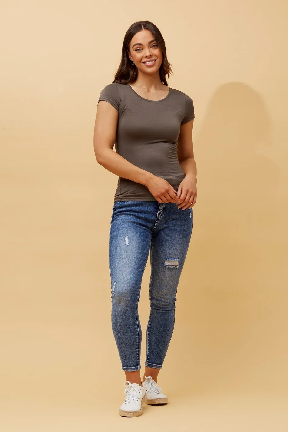 NATALIE SOLID T-SHIRT