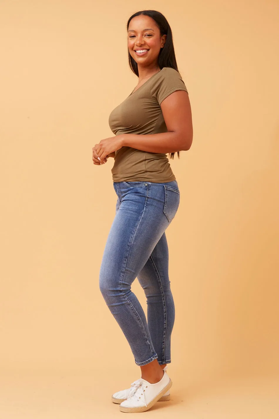 NATALIE SOLID T-SHIRT