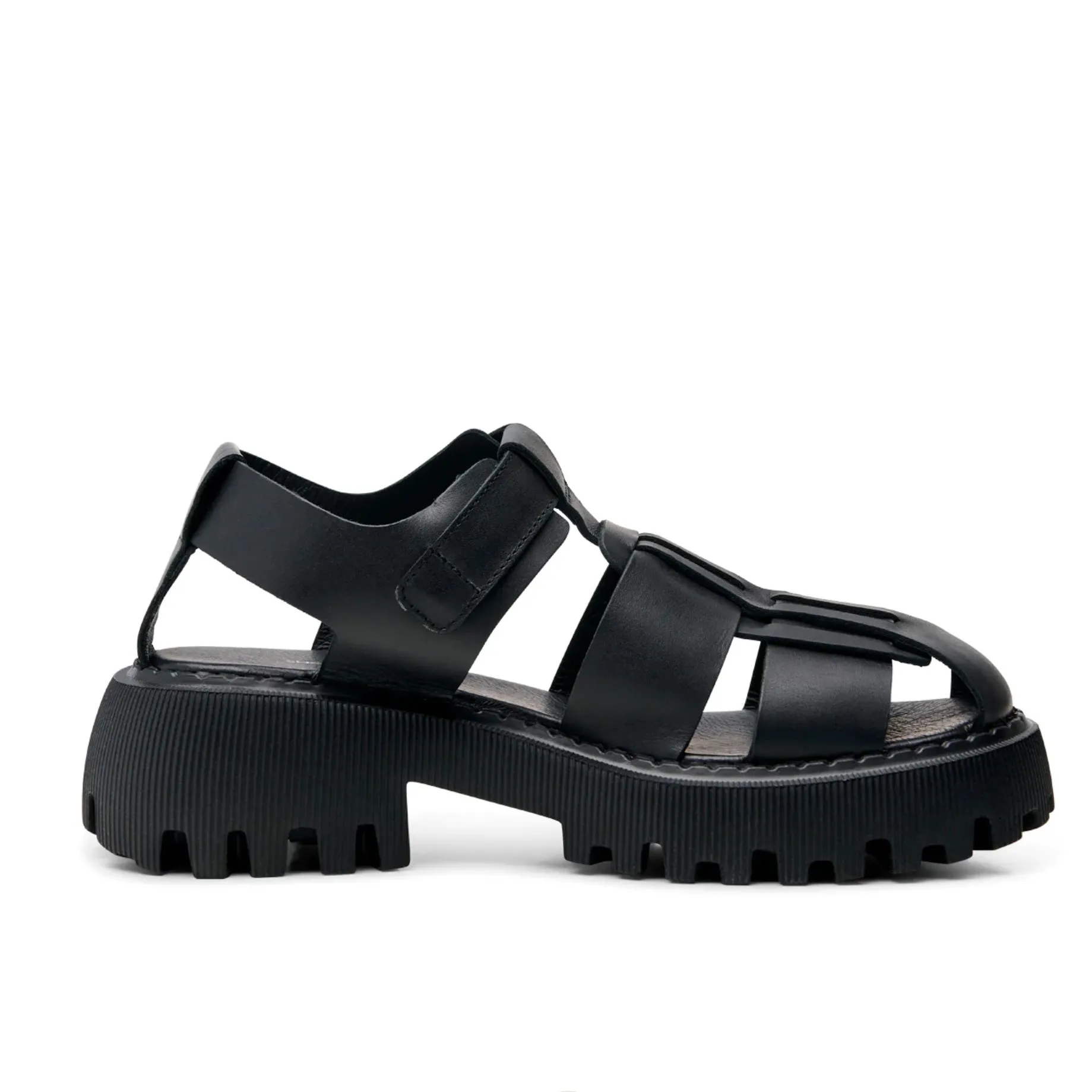 Posey Fisherman Black Leather Sandal