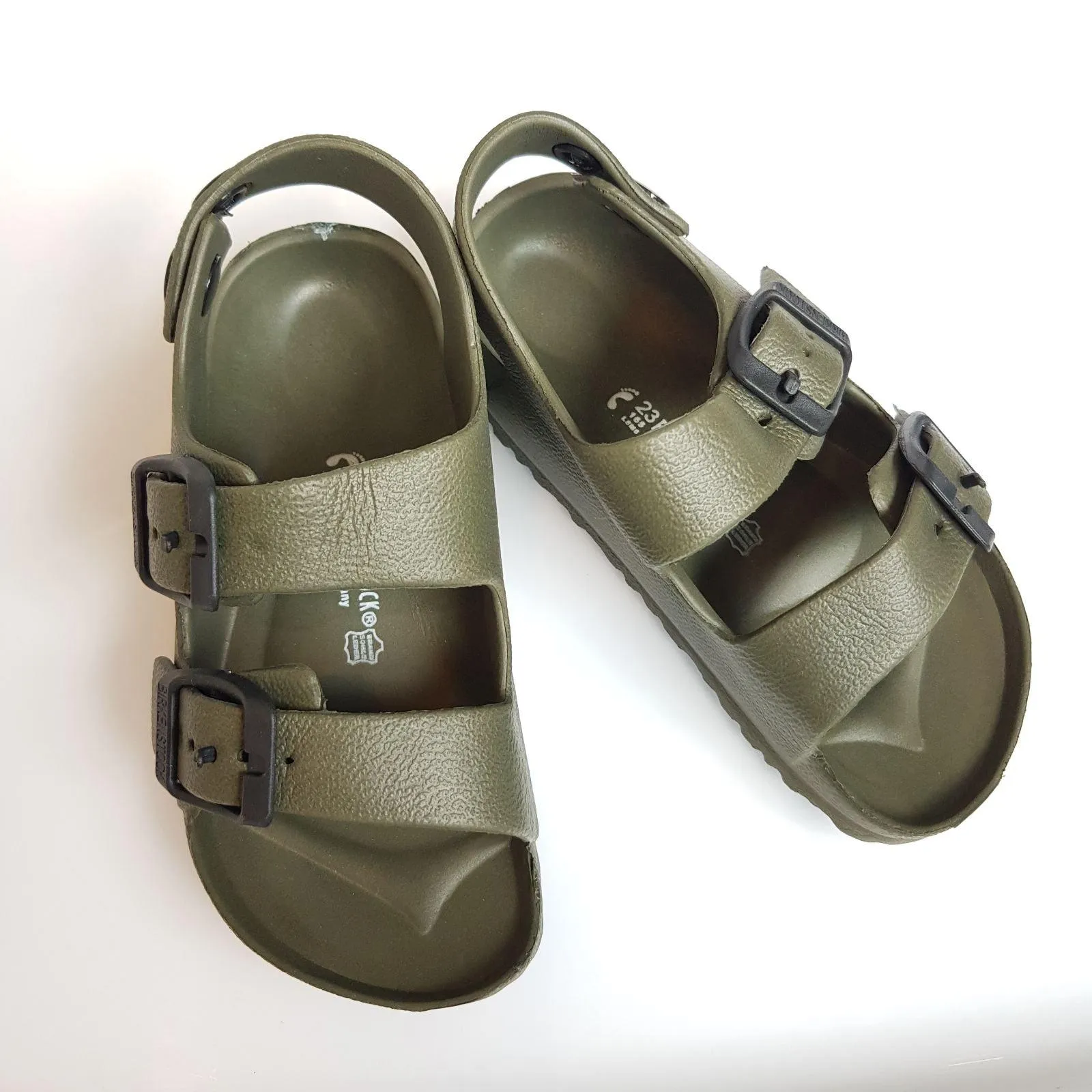 Slip-on Adjustable & Lightweight Sandals - Dark Green