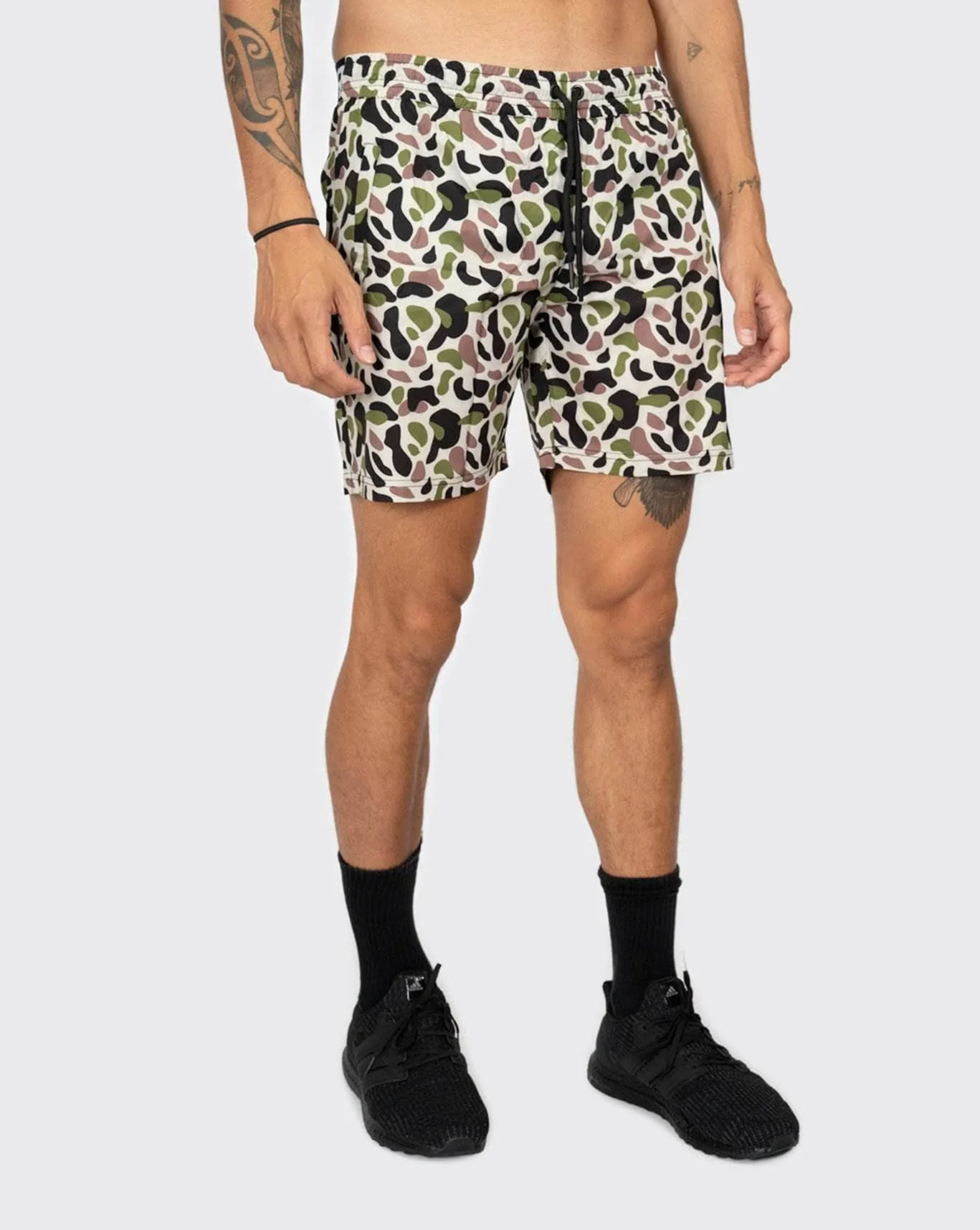 trainers v2 tech runner short