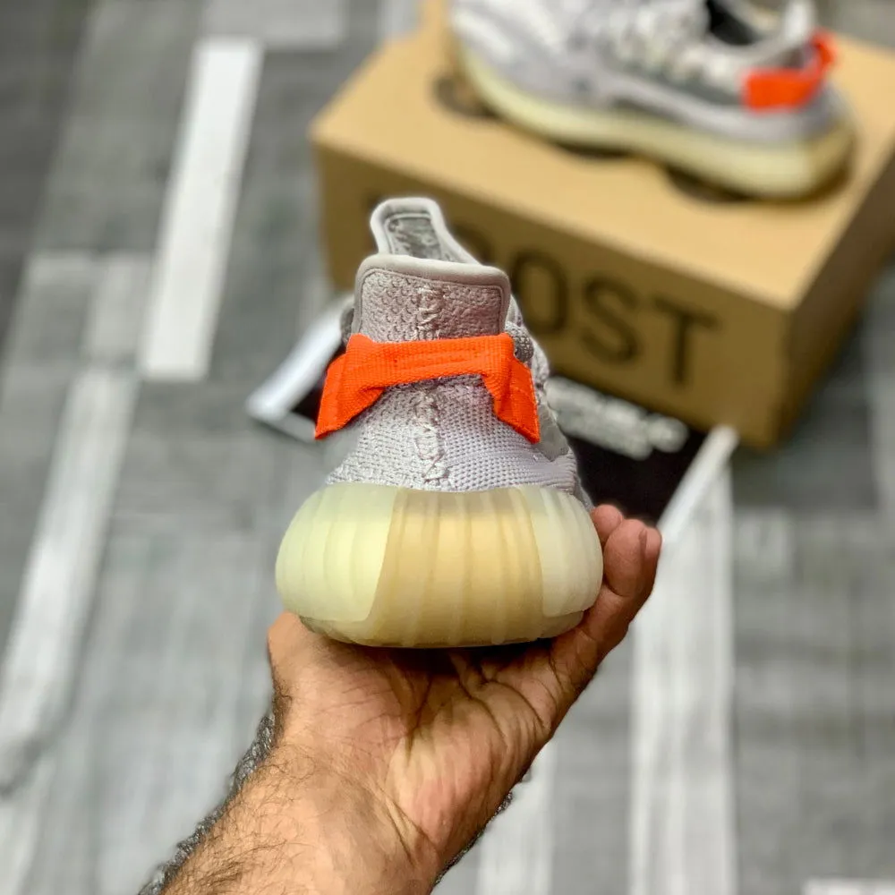 Yeeezzyy 350 v3 Glow (Tail Lights) Real Boost Premuiim Batch